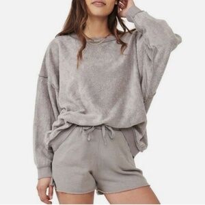 NWOT Free People Grey Kelly Oversize Fleece Sweatshirt Pullover + Short (Size S)